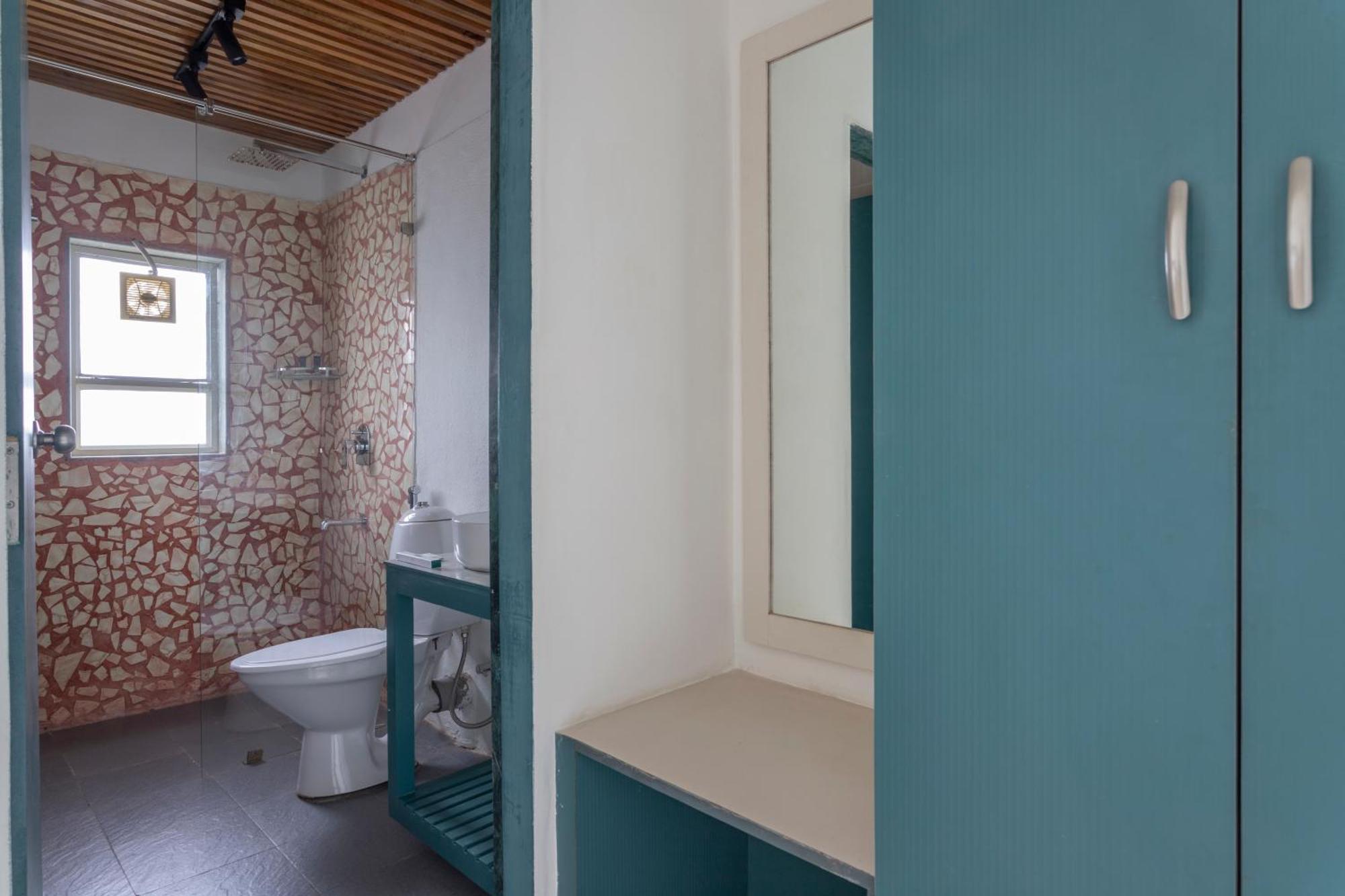 Stone Wood Hotel Amboli 암볼리 외부 사진